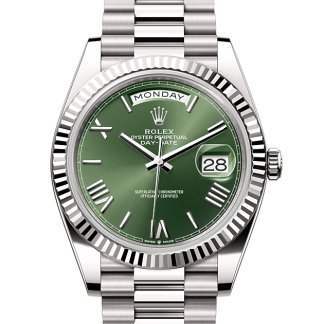 vente de montres de luxe Rolex Day-Date 40 or blanc M228239-0033